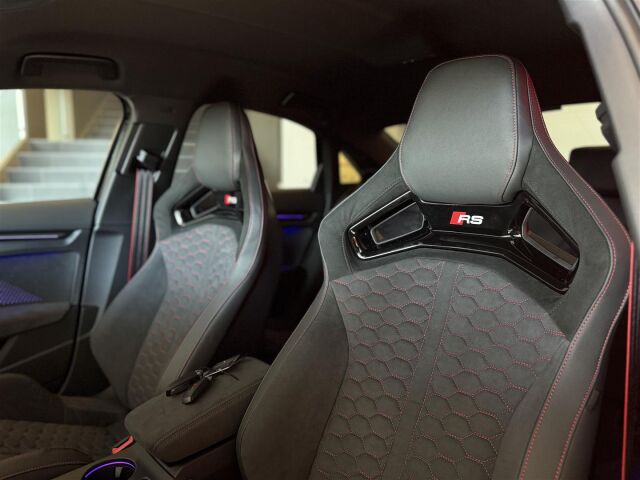 Audi RS 3 2026 Sedan: Uskomaton auto! Takuu viisi vuotta/100 000km.