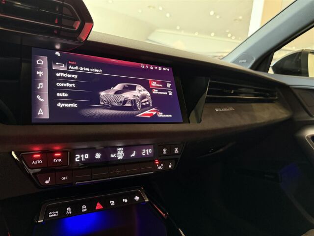 Audi RS 3 2026 Sedan: Uskomaton auto! Takuu viisi vuotta/100 000km.