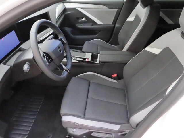 Opel Astra 2026 Sports Tourer Edition Plus Hybrid 145 Automaatti *Korko 1,9% + kulut