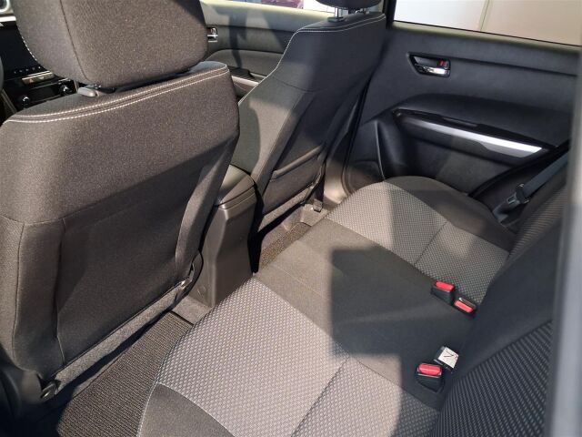 Suzuki Vitara 2026 1,4 BOOSTERJET 48V HYBRID 4WD GL+ 6AT *Esittelyauto / Kahdet renkaat / Lämpöpaketti*