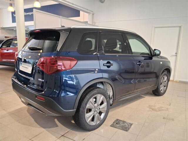 Suzuki Vitara 2026 1,4 BOOSTERJET 48V HYBRID 4WD GL+ 6AT *Esittelyauto / Kahdet renkaat / Lämpöpaketti*