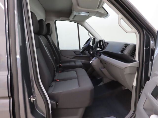 Volkswagen Crafter 2026 2,0 TDI 130 kW 4Motion 8at. Uusi Crafter huippu varusteilla nopeasti ajoon!