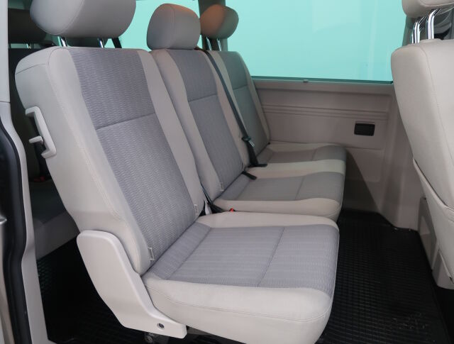 VOLKSWAGEN Caravelle 2019 Comfortline pitkä 2,0 TDI 146 kW 4Motion DSG. *TEHOKAS NELIVETO HIENOILLA VARUSTEILLA*