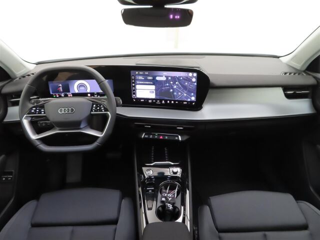 Audi Q3 2026 e-hybrid 200 kW: Toimintamatka sähköllä 120km! Viiden vuoden/100 000km tehdastakuu.