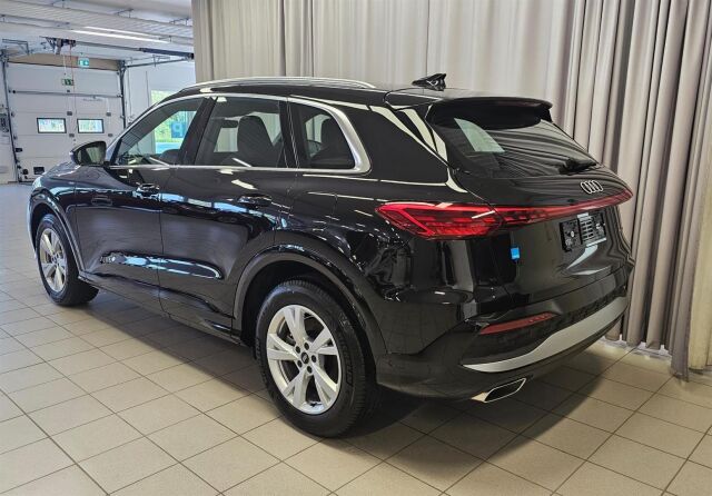 Audi Q5 2026 e-hybrid quattro 220 kW | 5v / 100tkm takuu |