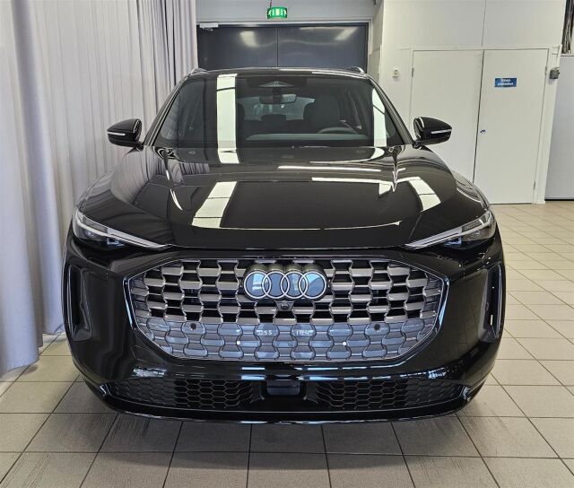 Audi Q5 2026 e-hybrid quattro 220 kW | 5v / 100tkm takuu |