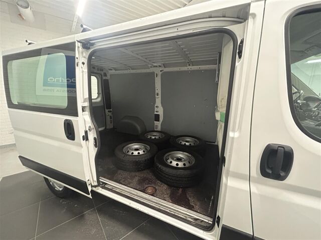 CITROEN Jumper 2019 BlueHDi 110 35 L2H1, 1-omisteinen, alv.väh.kelpoinen!