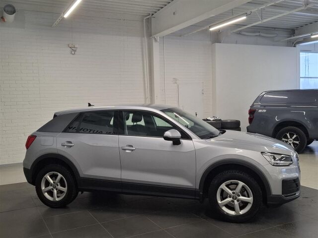 AUDI Q2 2019 Business 30 TFSI 85 kW S tronic, 1-omisteinen, juuri huollettu, vähän ajettu!