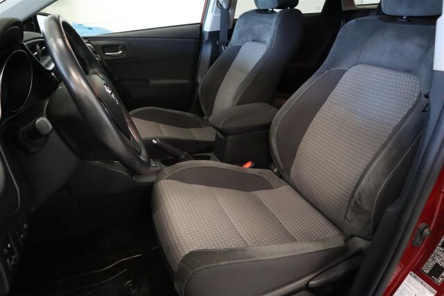 TOYOTA Auris 2019 Touring Sports 1,8 Hybrid Active Edition