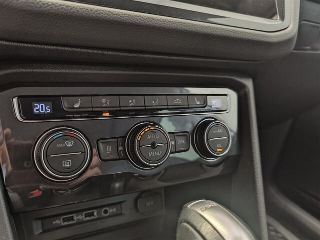 VOLKSWAGEN Tiguan 2019 Comfortline 2,0 TDI SCR 110 kW (150 hv) 4MOTION DSG-automaatti