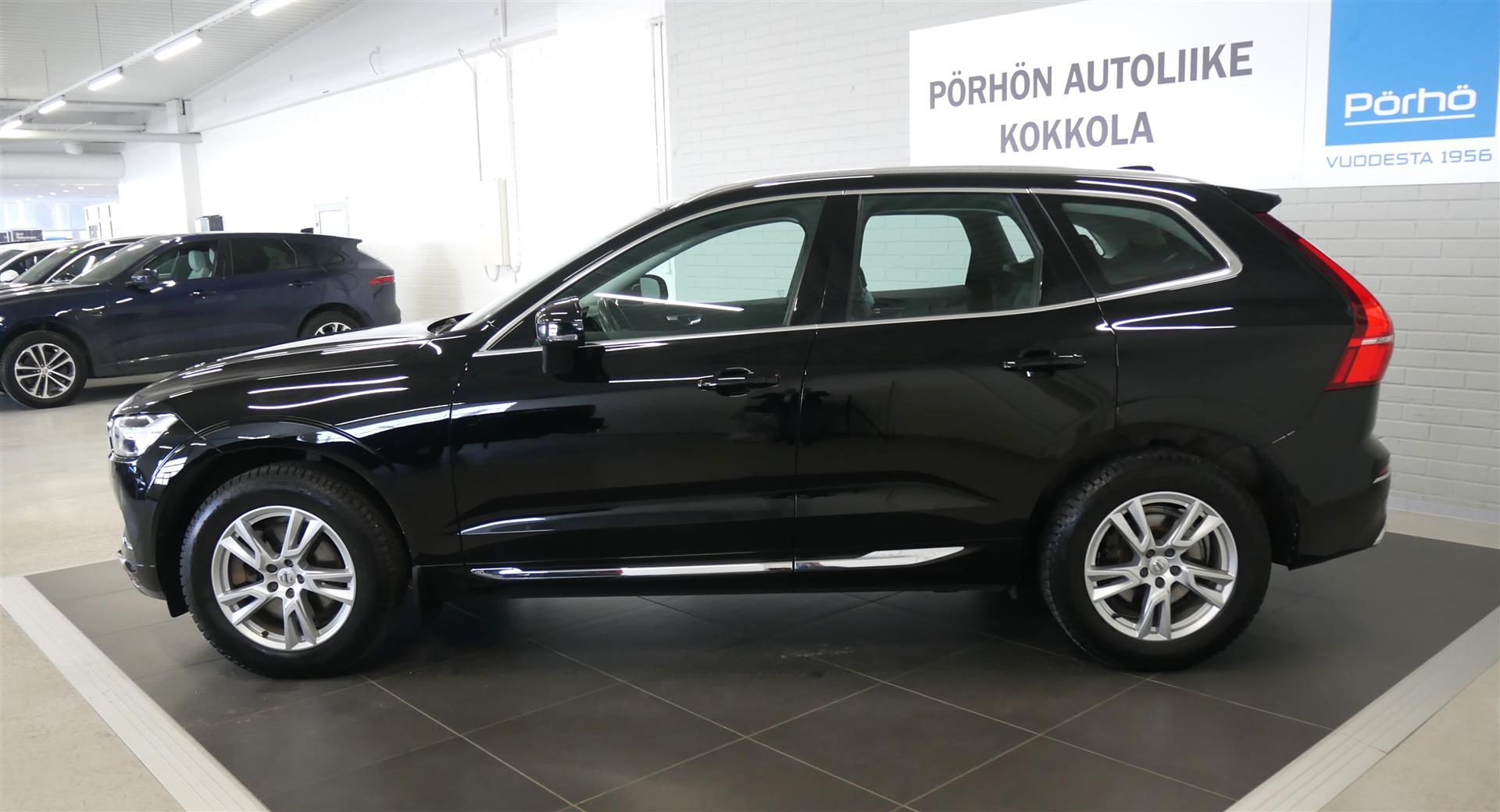 Volvo XC60 D4 AWD Inscription aut 2019, kuva 2/21