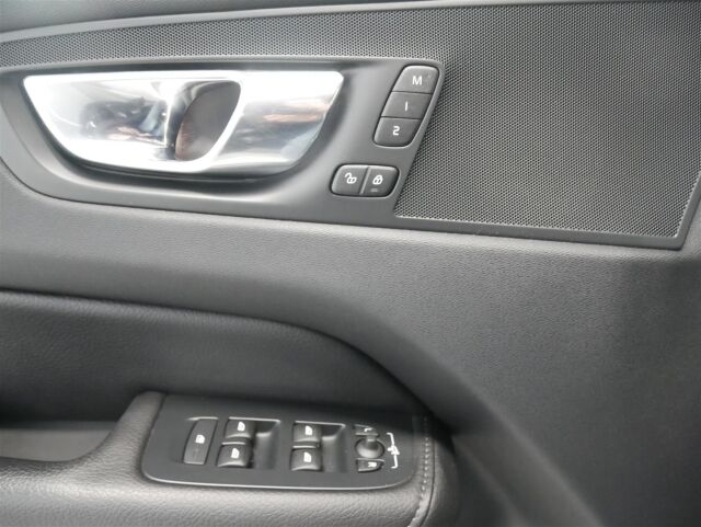 VOLVO XC60 2019 D4 AWD Inscription aut