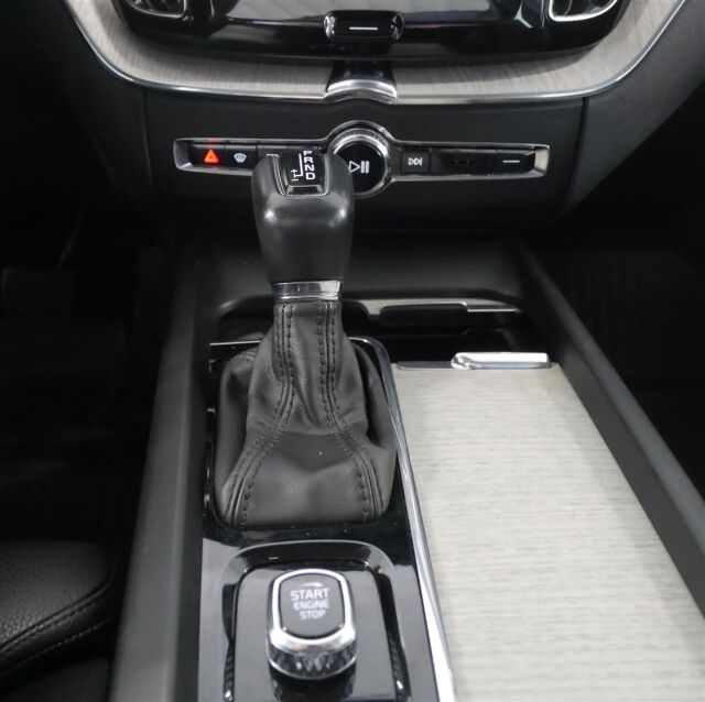 VOLVO XC60 2019 D4 AWD Inscription aut