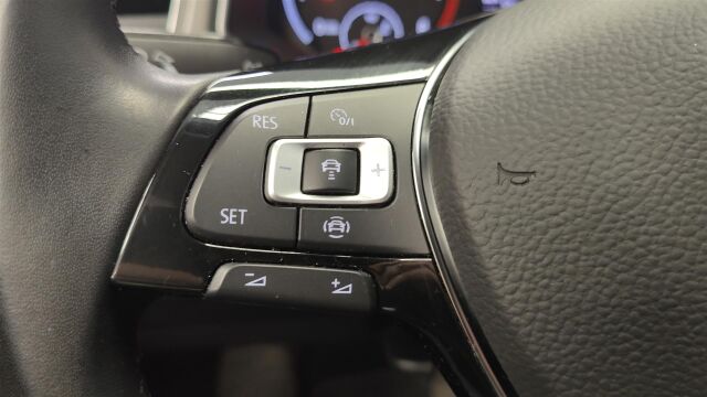 VOLKSWAGEN T-Roc 2021 Style Business 1,5 TSI EVO 110 kW DSG-automaatti