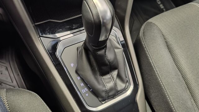 VOLKSWAGEN T-Roc 2021 Style Business 1,5 TSI EVO 110 kW DSG-automaatti