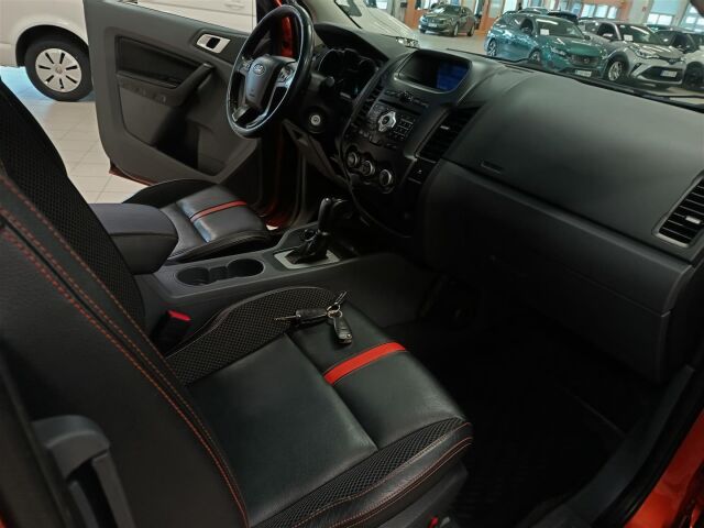 FORD Ranger 2014 Super Cab 3,2TDCi 200 hv Wildtrak A6 4x4