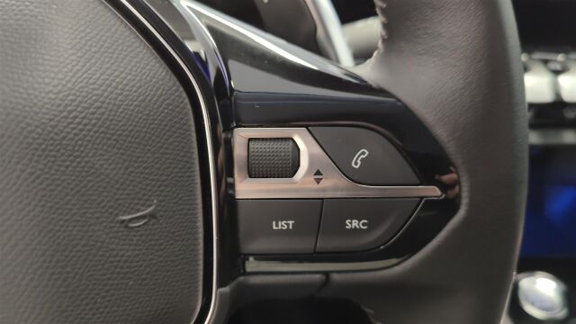 PEUGEOT 3008 2021 Active Pack Motion PureTech 130 EAT8-automaatti
