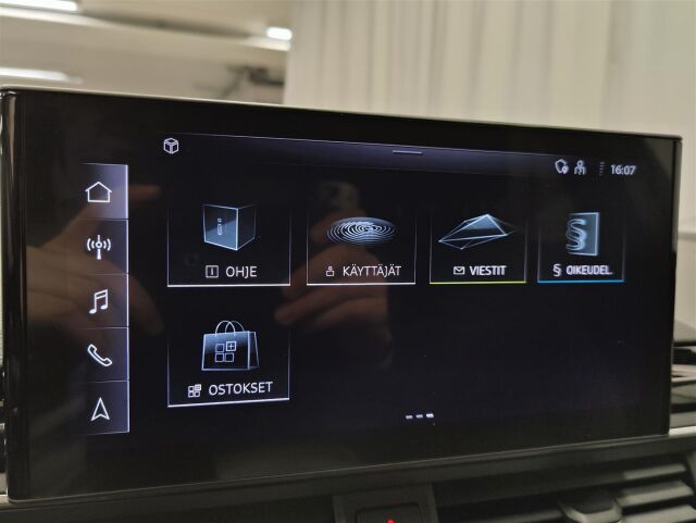 AUDI A4 2021 Avant Business Advanced 40 TFSI 150 kW MHEV quattro S tronic