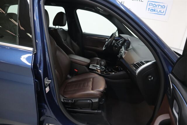 BMW X3 xDrive30e 2022 G01 xDrive 30e A Charged Edition M Sport