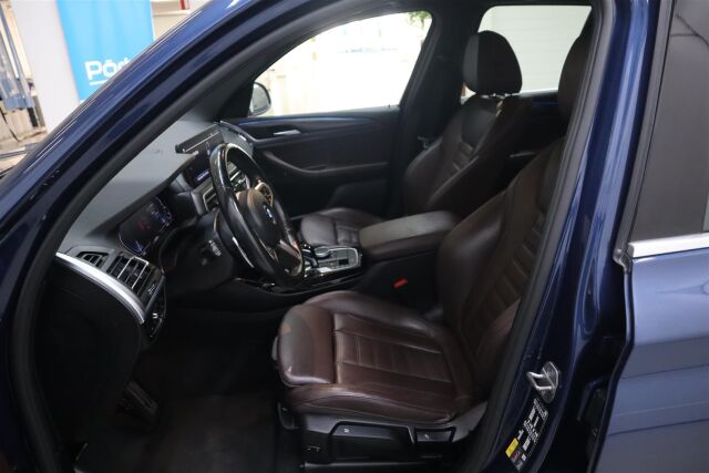 BMW X3 xDrive30e 2022 G01 xDrive 30e A Charged Edition M Sport