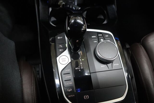 BMW X3 xDrive30e 2022 G01 xDrive 30e A Charged Edition M Sport