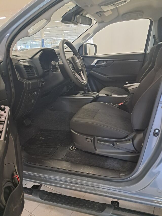 Isuzu D-Max 2026 Double Cab 163 TDi 4WD 6AT LX 25MY Two-Seater