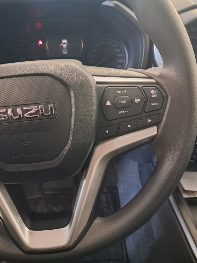 Isuzu D-Max 2026 Double Cab 163 TDi 4WD 6AT LX 25MY Two-Seater