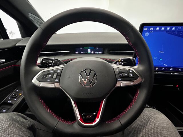 Volkswagen ID.7 2026 Tourer GTX 4MOTION Business 250 kW, akku 86 kWh vetokoukulla
