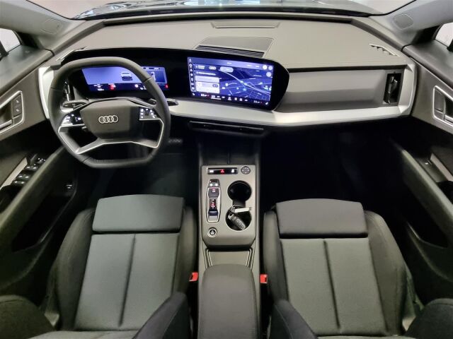 Audi Q4 e-tron 2026 e-tron quattro performance | Uusi Q4 nopeaan toimitukseen |