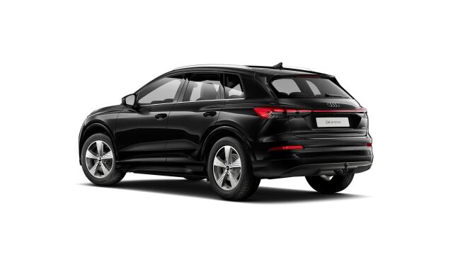 Audi Q4 e-tron 2026 e-tron quattro performance | Uusi Q4 nopeaan toimitukseen |