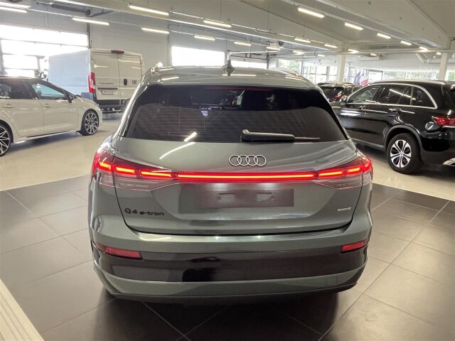 Audi Q4 e-tron 2026 e-tron quattro performance