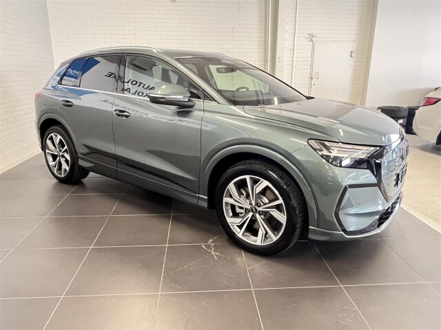 Audi Q4 e-tron 2026 e-tron quattro performance