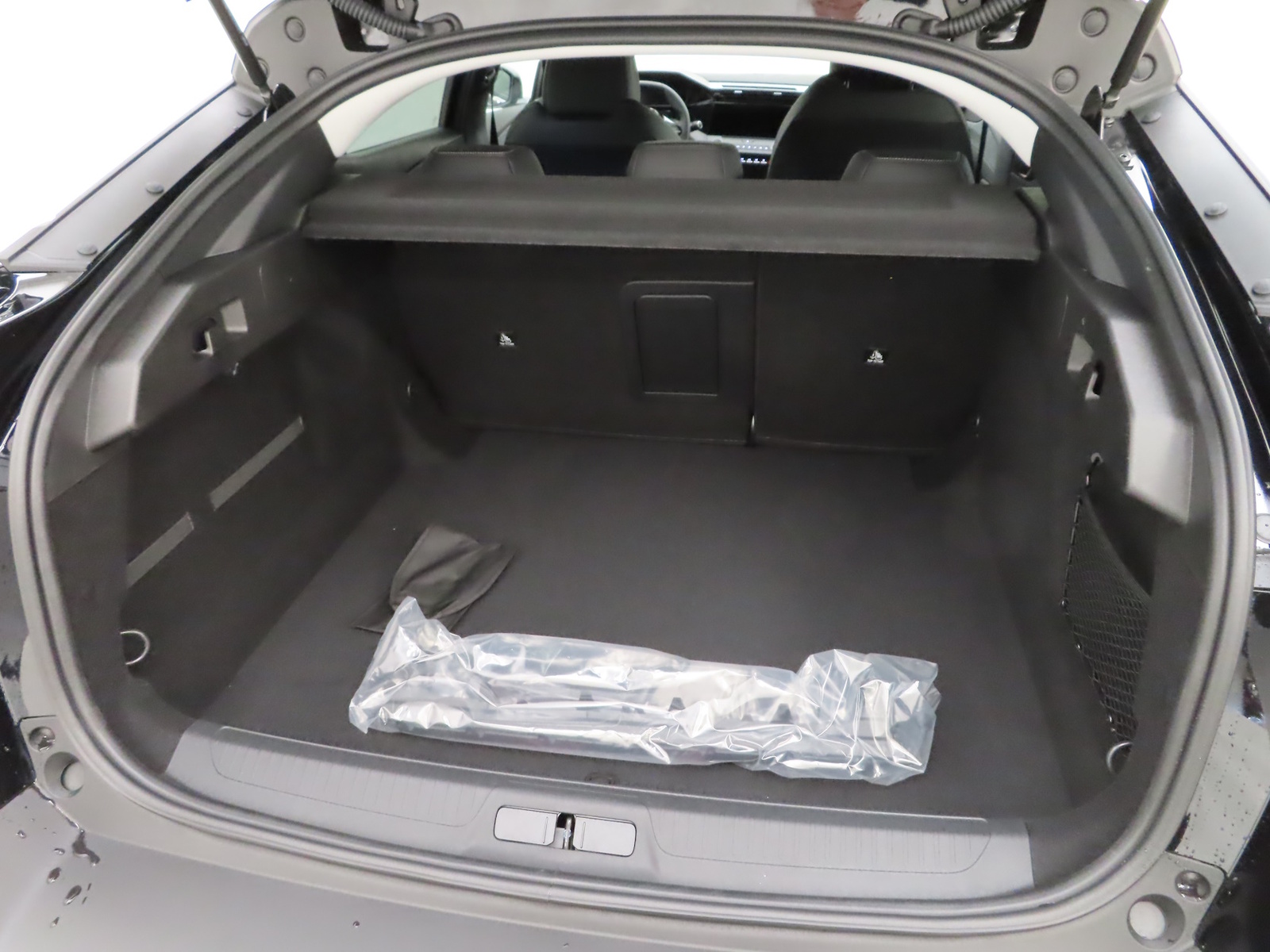 Peugeot 408 2026, kuva 8/8