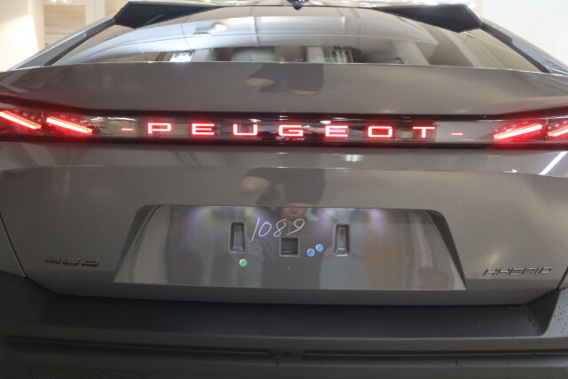 Peugeot 408 2026 Allure Launch Edition Hybrid 145 Automaatti "Asiakasetusi 4.293€"