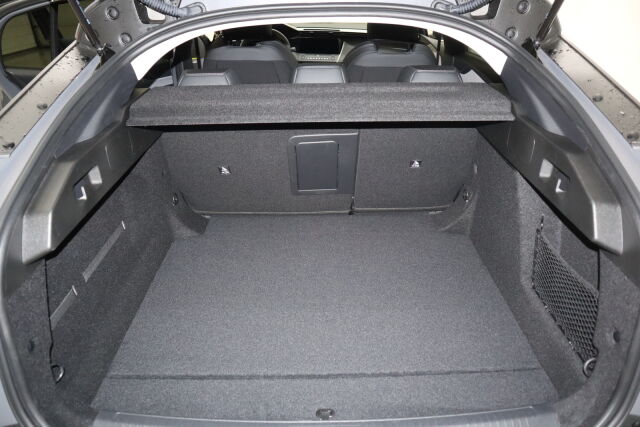 Peugeot 408 2026 Allure Launch Edition Hybrid 145 Automaatti "Asiakasetusi 4.293€"