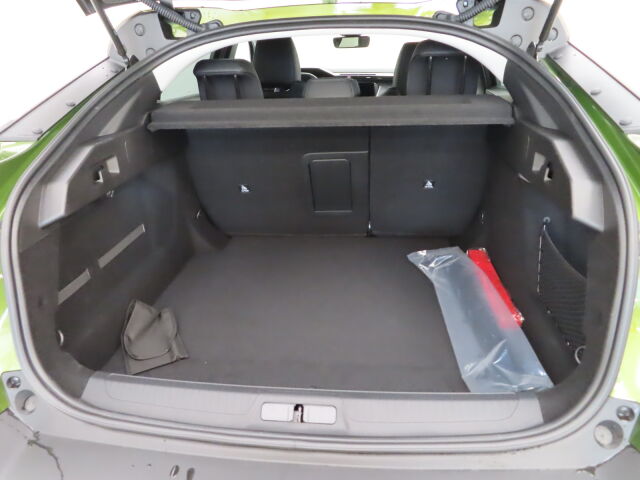Peugeot 408 2026 Allure Launch Edition Hybrid 145 Automaatti