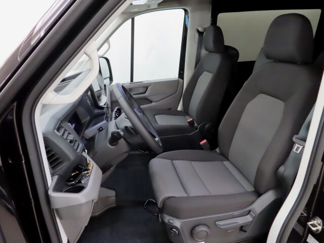 Volkswagen Crafter 2025 Tamlans korityö. Kysy tähän kova tarjous!