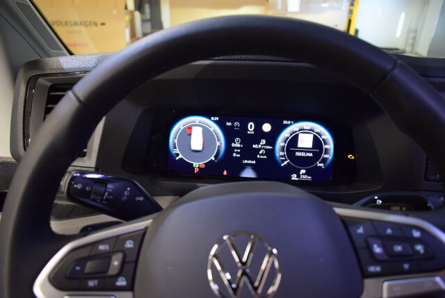 Volkswagen Crafter 2025 CRAFTER  Autom. Tamlans korityö 1+8 inva- taksi