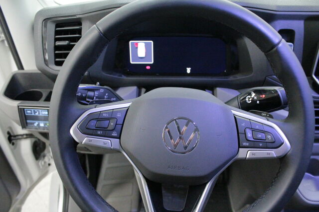 Volkswagen Crafter 2026 "2,0 TDI 103 kW 8at, 3640, NORMI, matala, ""GL VIP City"""