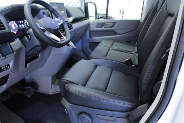 Volkswagen Crafter 2025 35 korinrakennusaihio 2,0 TDI 103 kW 8at, 3640 GL V.I.P/ K13 KOULULAISPAIKKAA