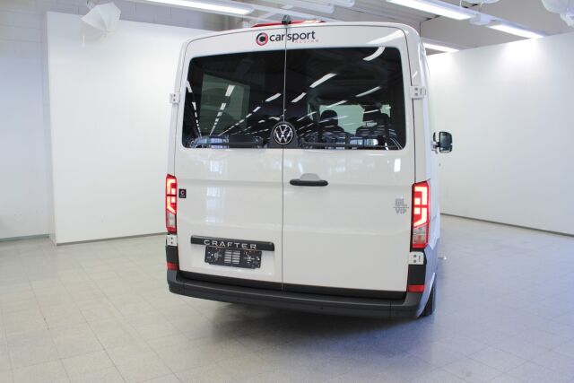 Volkswagen Crafter 2025 35 korinrakennusaihio 2,0 TDI 103 kW 8at, 3640 GL V.I.P/ K13 KOULULAISPAIKKAA