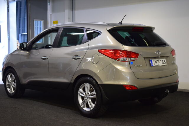 HYUNDAI ix35 2011 4wd 2,0 CRDi-R 135kW 6AT Style * 4-veto-automaatti*