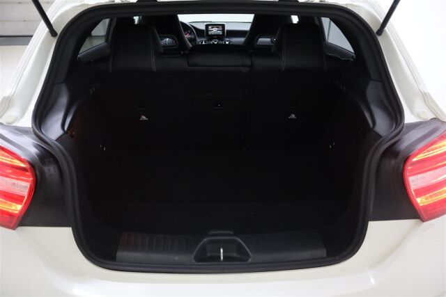 MERCEDES-BENZ A 2013 180 CDI BE A Premium Business