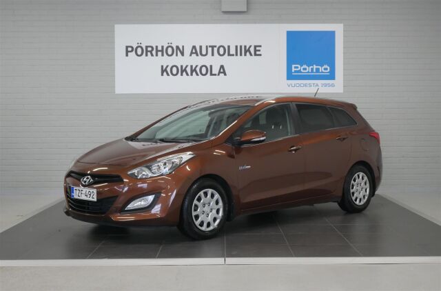 HYUNDAI i30 Wagon 2014 1,6 GDI 6MT ISG Comfort Plus