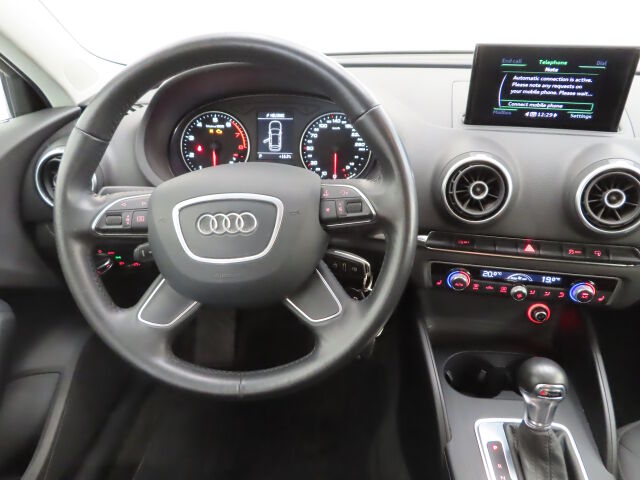 Audi A3 2014 Sportback Business 1,4 TFSI COD 103 kW S tronic