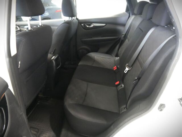 NISSAN Qashqai 2015 DIG-T 163 Acenta 2WD 6M/T E6 Safety Pack Connect