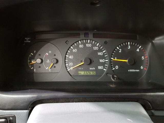 TOYOTA Hiace 2008 2,5 D-4D 95 4ov pitkä