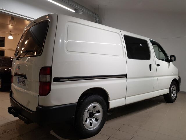 TOYOTA Hiace 2008 2,5 D-4D 95 4ov pitkä