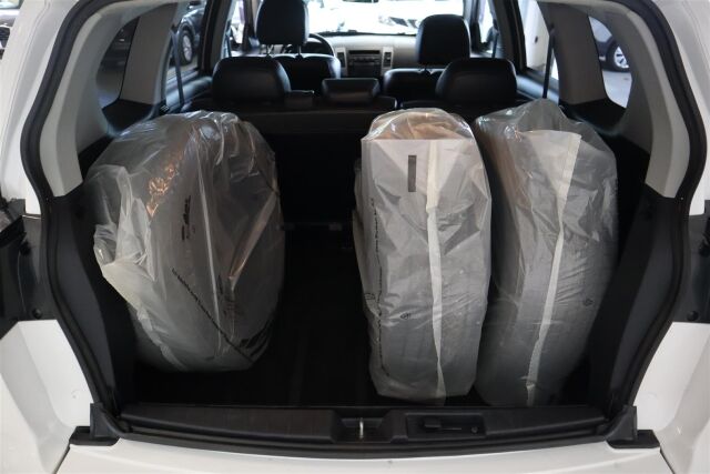 MITSUBISHI Outlander 2012 2,4 MIVEC Intense CVT AT