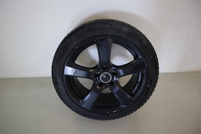 MITSUBISHI Outlander 2012 2,4 MIVEC Intense CVT AT